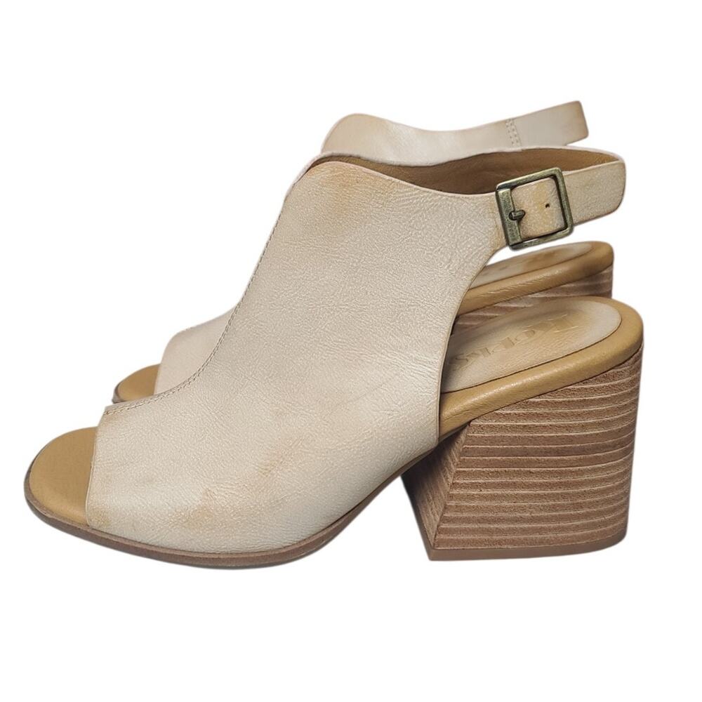 Korks Dee Tan Peep Toe Slingback Block Heel Sandals 10M